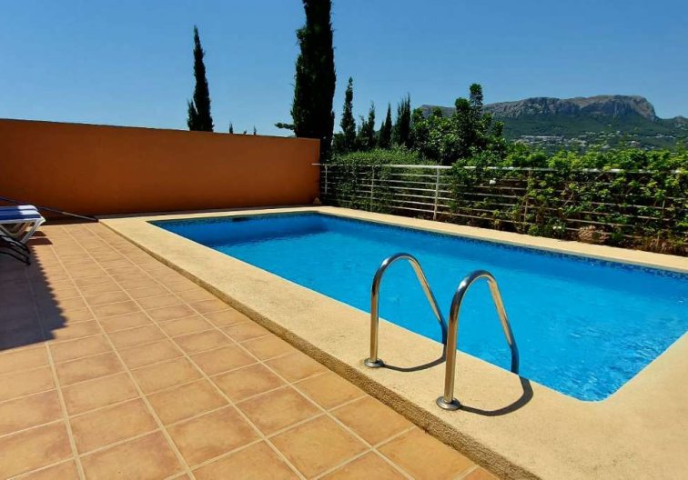 Resale - villa - Calpe - Costa Blanca