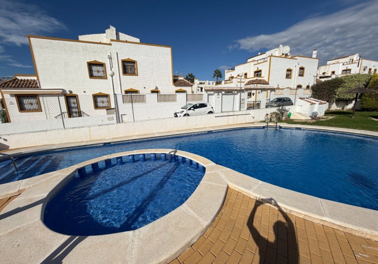 Wiederverkauf - town house - Orihuela - Inland
