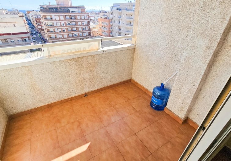 Resale - Apartment - Torrevieja - Centro