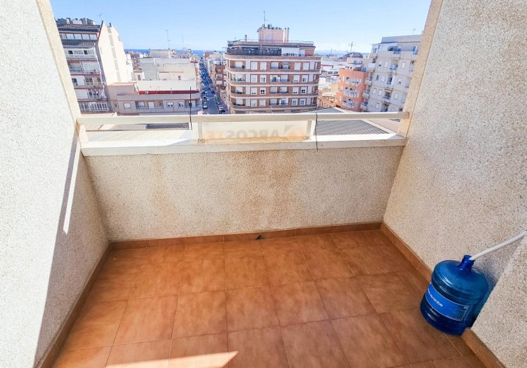 Resale - Apartment - Torrevieja - Centro