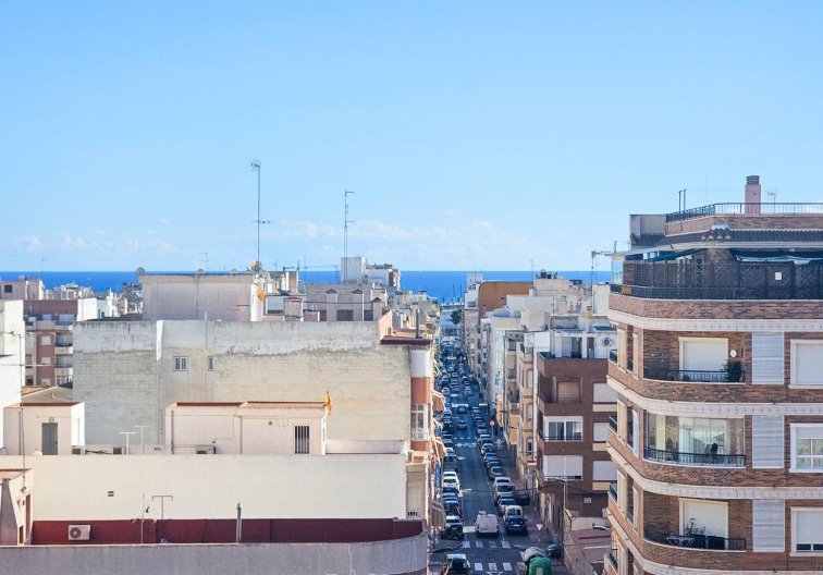 Resale - Apartment - Torrevieja - Centro