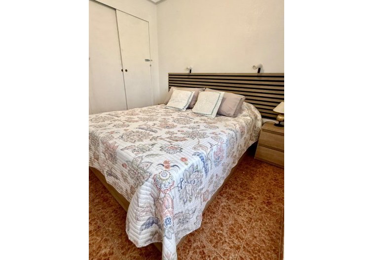Wiederverkauf - Wohnung - Torrevieja - Parque De Las Naciones