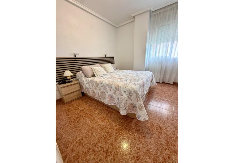 Wiederverkauf - Wohnung - Torrevieja - Parque De Las Naciones