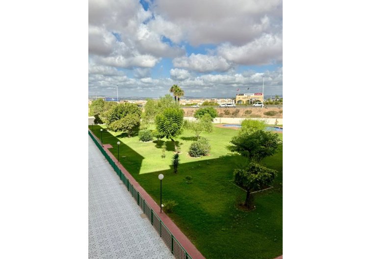 Wiederverkauf - Wohnung - Torrevieja - Parque De Las Naciones