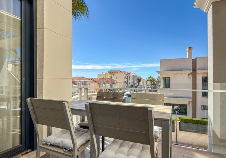 Wiederverkauf - Wohnung - Orihuela Costa - Costa Blanca