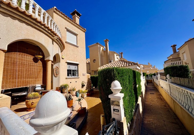 Wiederverkauf - town house - Orihuela Costa - Costa Blanca