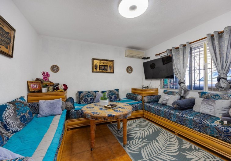 Resale - town house - Torrevieja - Nueva Torrevieja