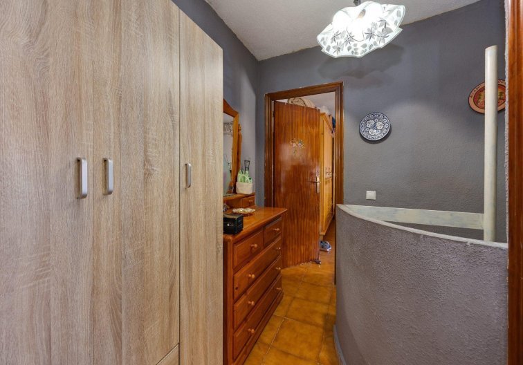 Resale - town house - Torrevieja - Nueva Torrevieja