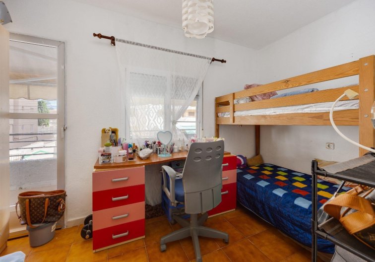 Resale - town house - Torrevieja - Nueva Torrevieja