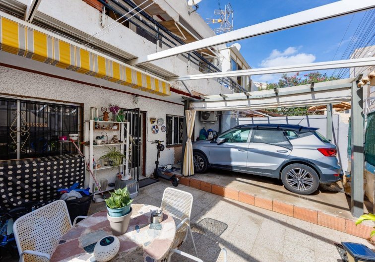 Resale - town house - Torrevieja - Nueva Torrevieja