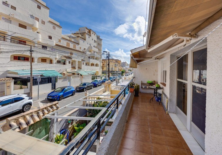 Resale - town house - Torrevieja - Nueva Torrevieja