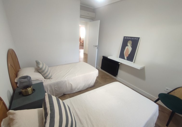 Resale - Apartment - Hacienda Riquelme Golf Resort - Inland