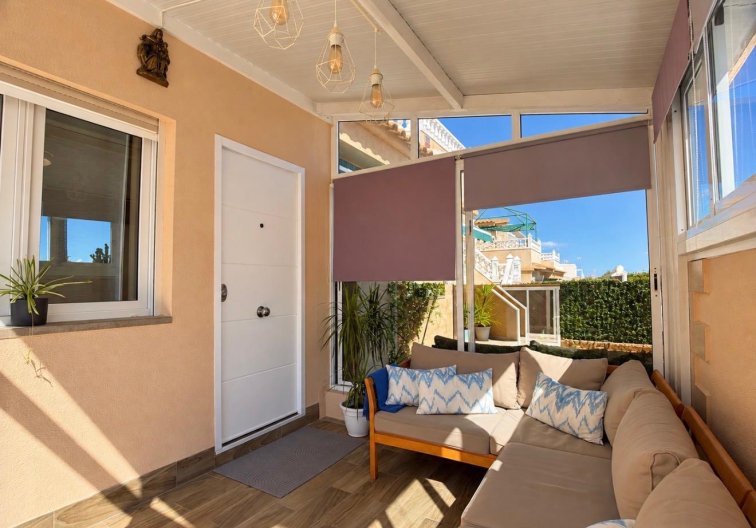Resale - villa - Orihuela Costa - Costa Blanca