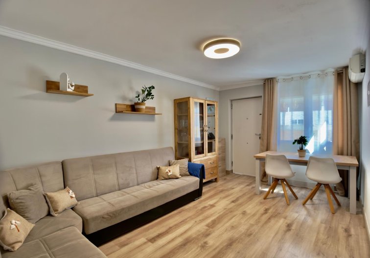 Resale - villa - Orihuela Costa - Costa Blanca