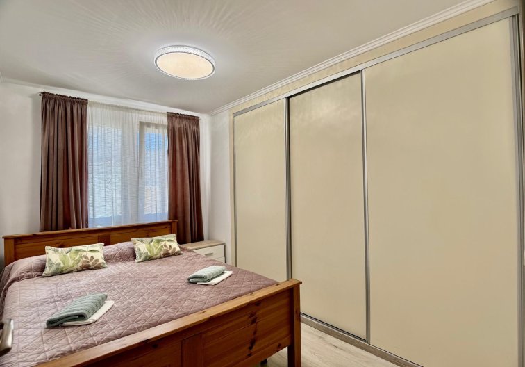 Resale - villa - Orihuela Costa - Costa Blanca