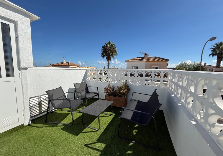 Resale - villa - Orihuela Costa - Costa Blanca
