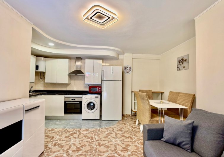 Resale - Apartment - Torrevieja - Costa Blanca