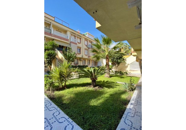 Resale - Apartment - Torrevieja - Costa Blanca