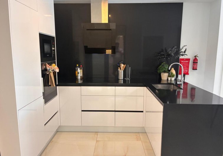 Resale - Apartment - Los Altos - Costa Blanca