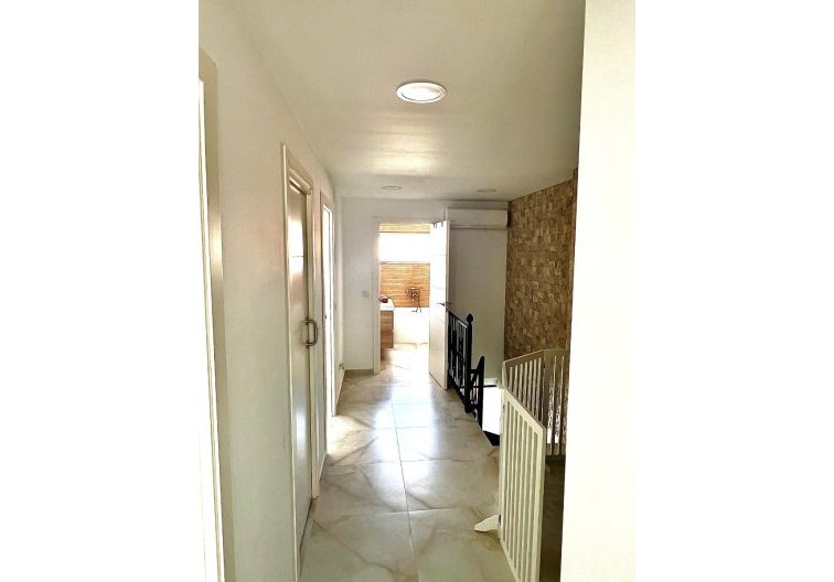 Herverkoop - town house - Torrevieja - Costa Blanca