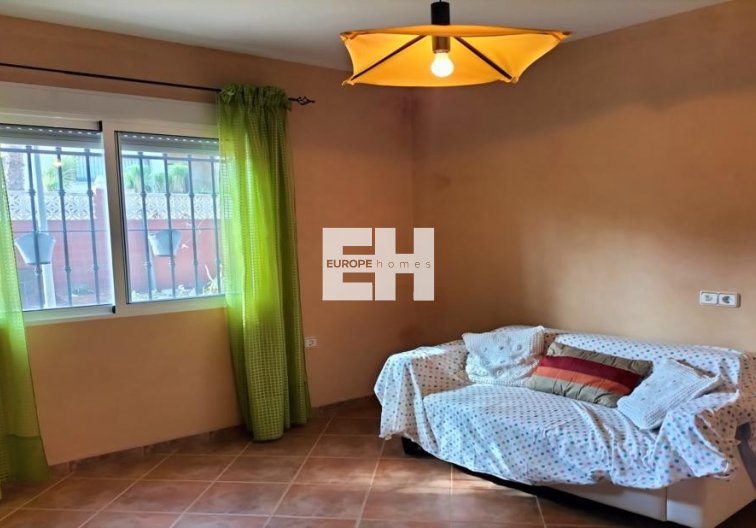 Revente - Villa Individuelle - San Miguel de Salinas