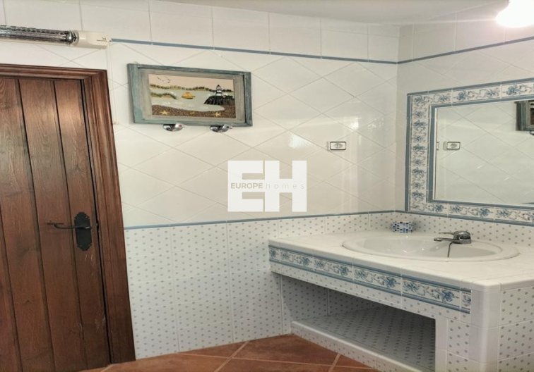 Revente - Villa Individuelle - San Miguel de Salinas