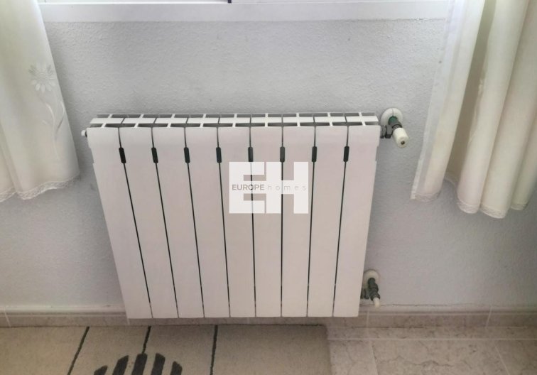 Segunda mano - Villa independiente - Bigastro