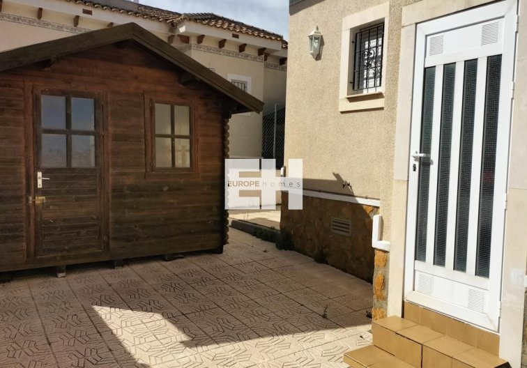 Segunda mano - Villa independiente - Bigastro