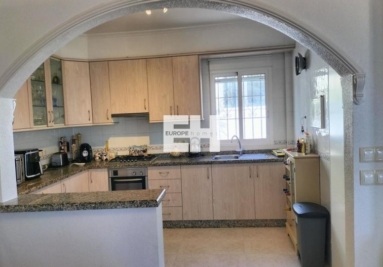 Segunda mano - Villa independiente - Bigastro