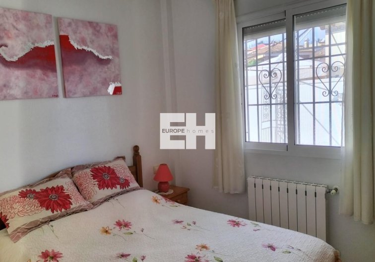 Segunda mano - Villa independiente - Bigastro