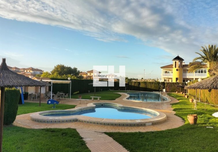 Segunda mano - Apartamento  - Orihuela Costa - Las Filipinas