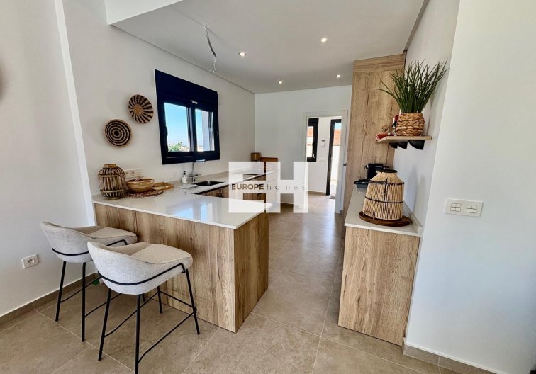 Neubau - villa - Rafal - polideportivo