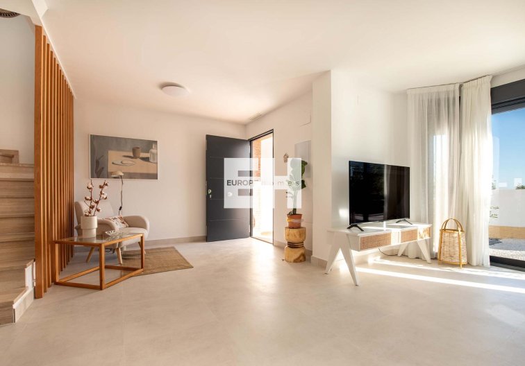 New Build - town house - Cox - San Fernando