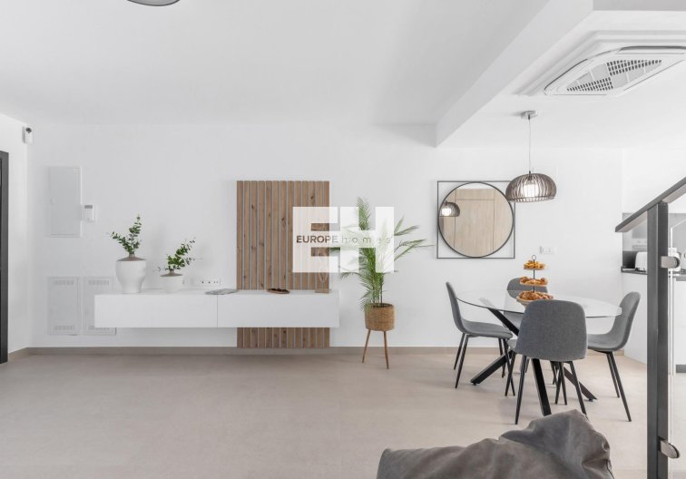 Neubau - town house - Rafal - pueblo