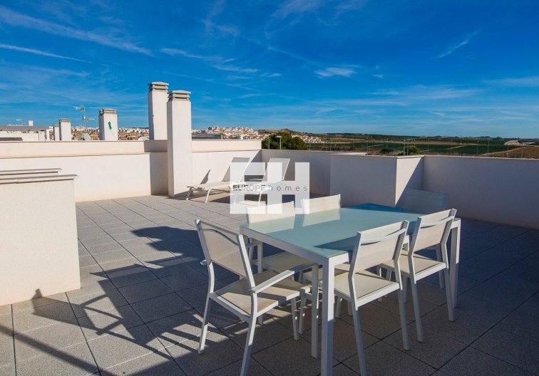 Obra Nueva - Bungalow en planta alta - Orihuela - Vistabella Golf