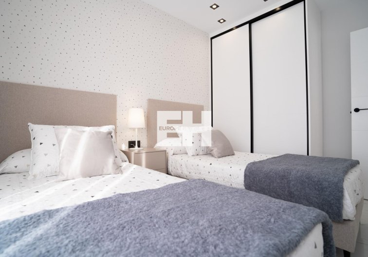 Obra Nueva - Bungalow en planta baja - Pilar de la Horadada - pueblo