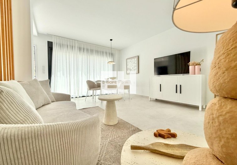 Nieuwbouw - town house - Cox - San Fernando