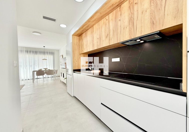 Nieuwbouw - town house - Cox - San Fernando